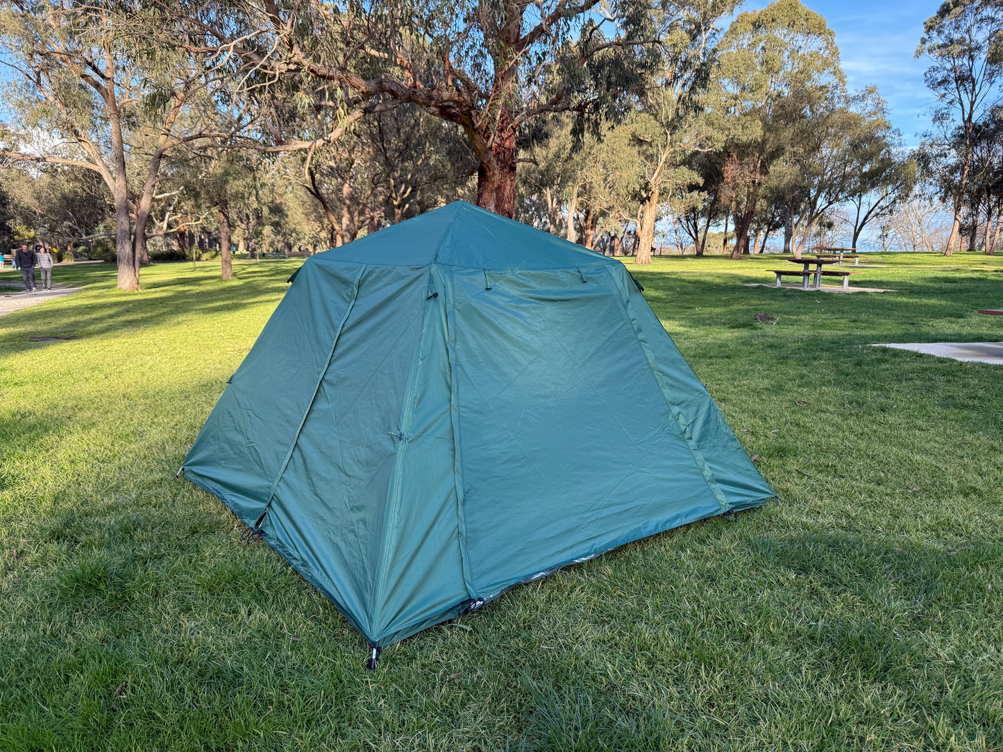Lara 4-5 Person instant Tent with Cover