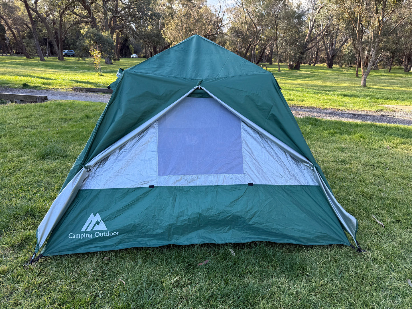 Lara 4-5 Person instant Tent with Cover
