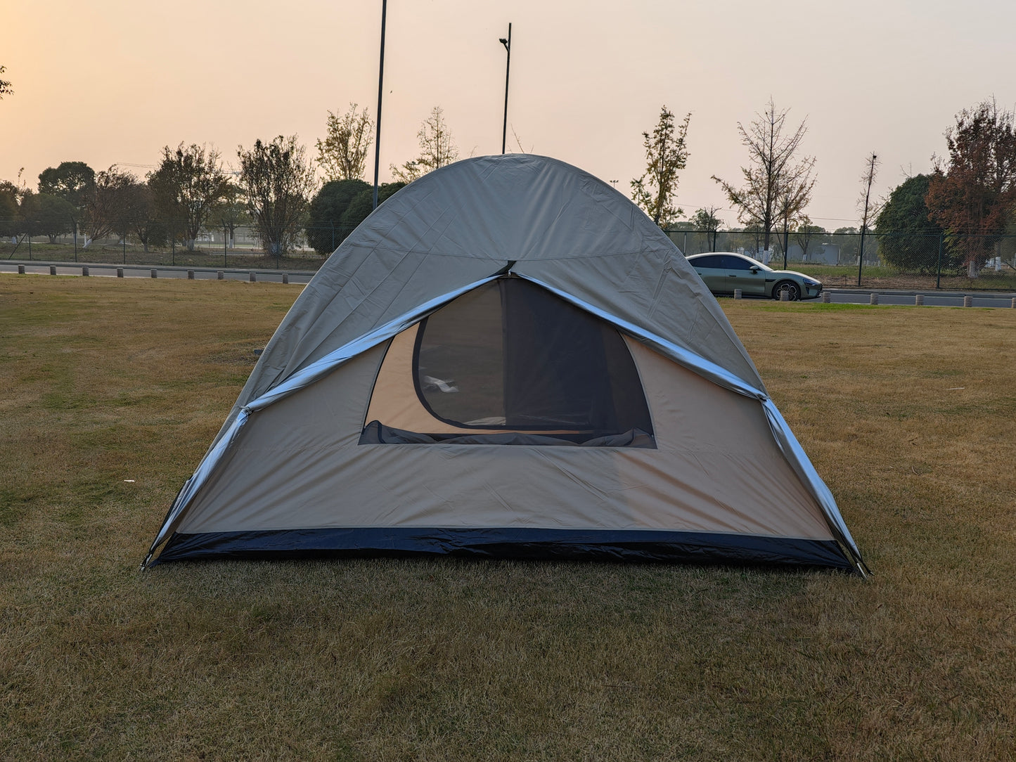 Everest VI 5-6 Persons Tent (NEW)