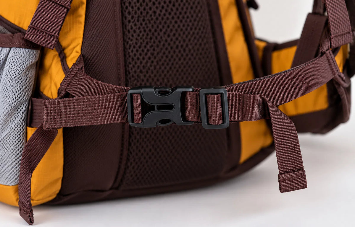 35L Lightweight Hiking Backpack – Breathable Outdoor Daypack